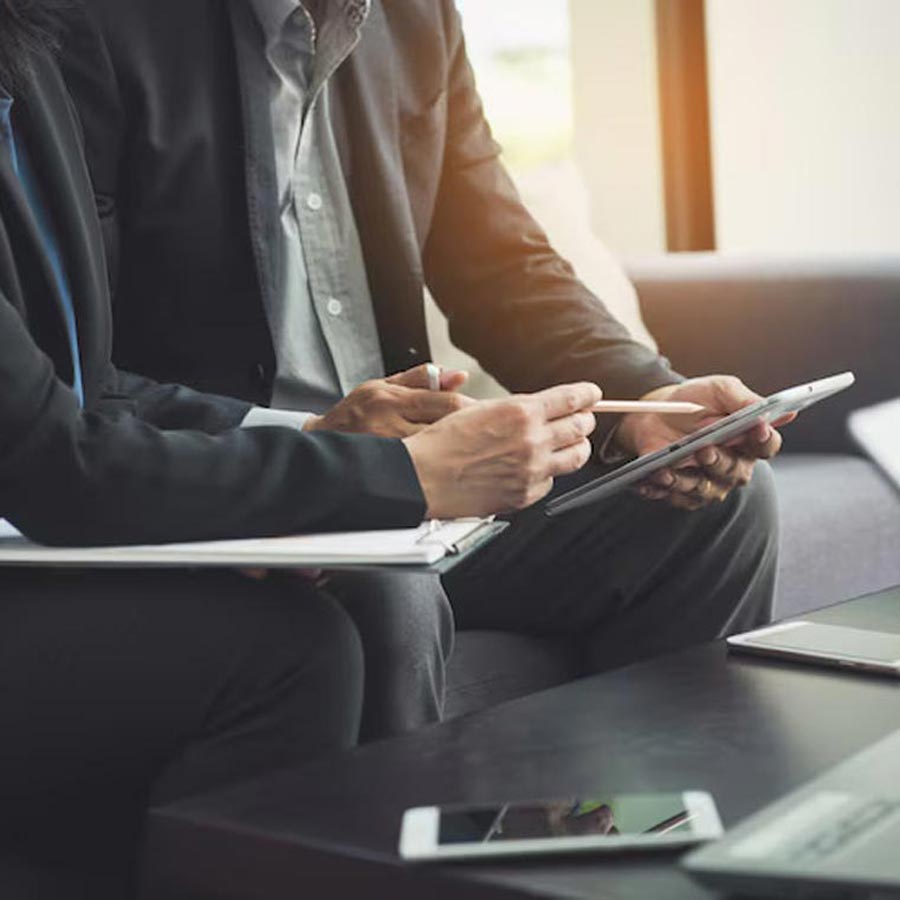 Consultancy & Advisory Consultoría y Asesoramiento